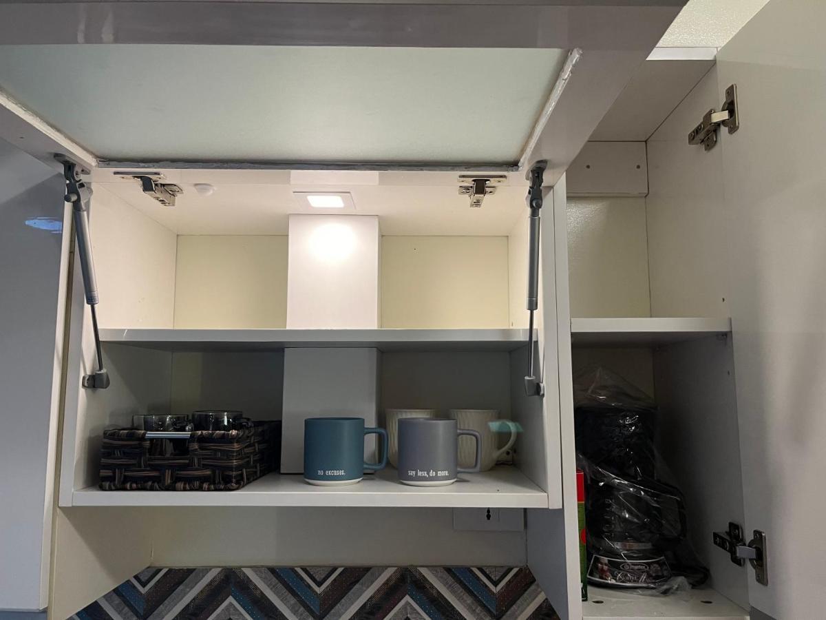 سيبو Aesthetic Functional Minimalist Space Sunvida Tower Sv1716 المظهر الخارجي الصورة