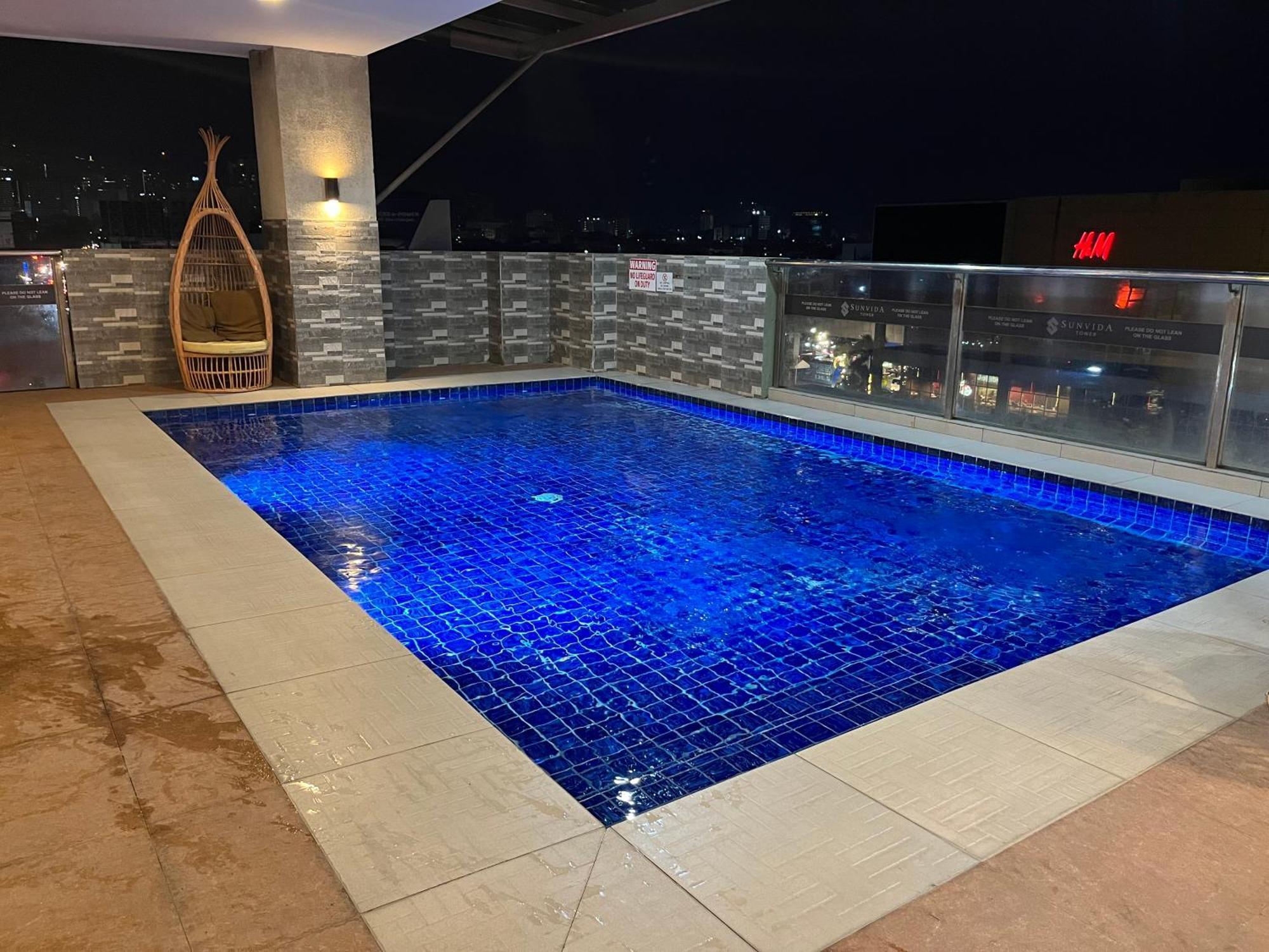 سيبو Aesthetic Functional Minimalist Space Sunvida Tower Sv1716 المظهر الخارجي الصورة